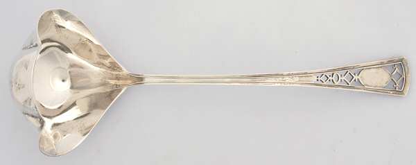 3365 (Sterling, Hollowware) Punch Ladle Solid Piece