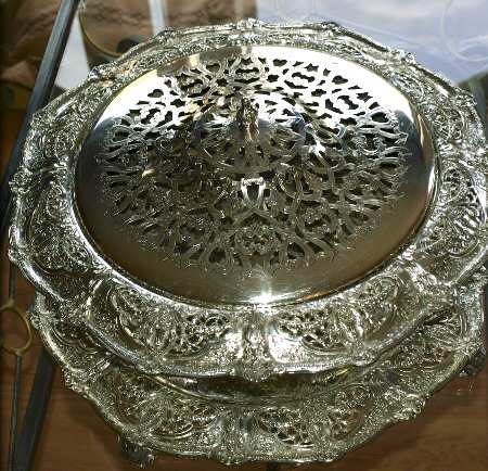 1484-116X5 (Sterling, Hollowware) Round Footed Centerpiece & Underplate with Slvp Frog
