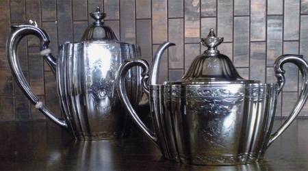 1546 (Sterling, Hollowware) Sugar Bowl & Lid