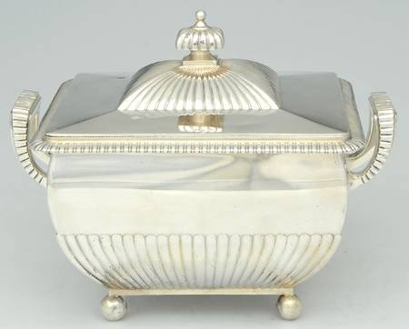 118 (Sterling, Hollowware) Square Covered Vegetable Bowl
