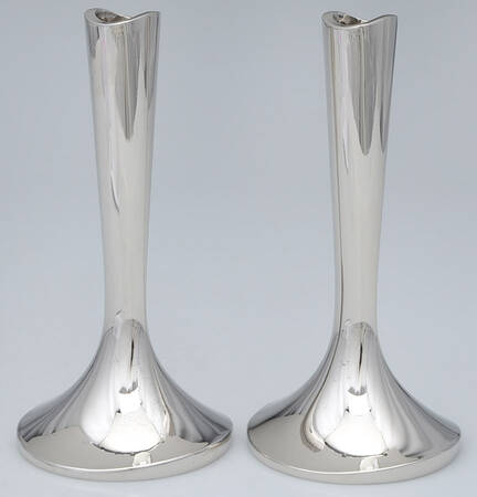 Otero (Silverplate, Hollowware) Pair of 7" Candlesticks