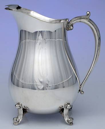 1779 (Silverplate, Hollowware) Plated Water Pitcher with Ice Lip
