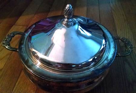 1779 (Silverplate, Hollowware) Silverplate Round Covered Casserole