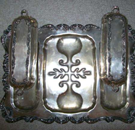 Silverplate Hollowware 3-Part Covered Platter with Well