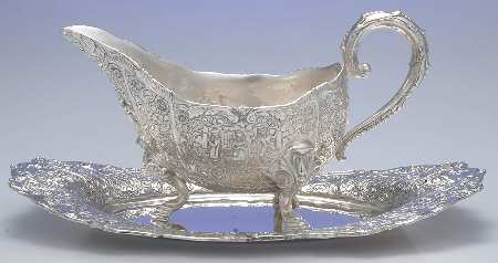 Silverplate Hollowware Gravy Boat & Underplate