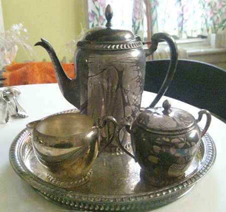 70G (Silverplate, Hollowware) Round Silverplate Tray