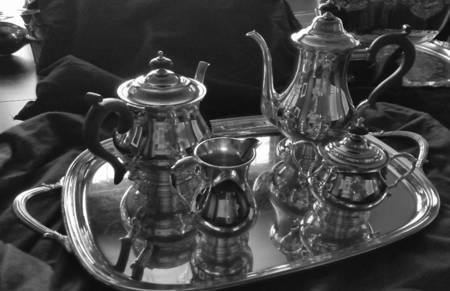 250 (Silverplate, Hollowware) (4 Piece) Silverplate Tea Set
