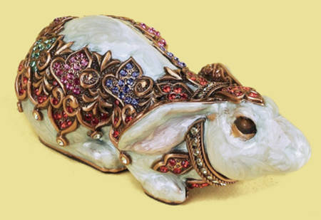 Desk Accessories Figurine Paperweight