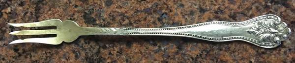 Avon (Sterling, 1900) Oyster Fork