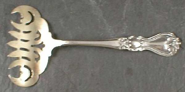 Newport (Sterling, 1900) Small Solid Tined Sardine Serving Fork