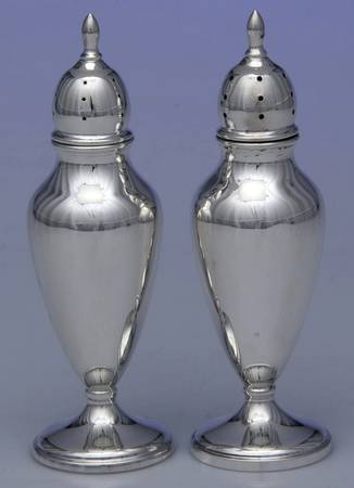 Sterling Hollowware Salt & Pepper Set