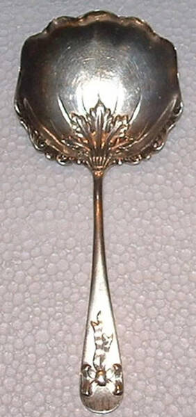 Bow Knot (Sterling, 1890) Solid Bon Bon Spoon
