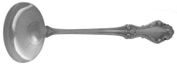 Georgian Shell (Sterling, 1948) Solid Gravy Ladle