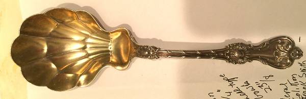 Federal Cotillion (Sterling, 1901, No Monograms) Solid Shell Berry/Casserole Spoon