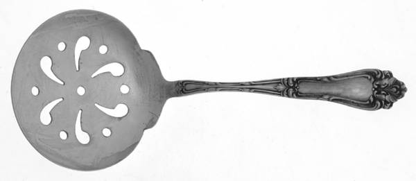 Champlain (Sterling, 1915) Pierced Almond Spoon