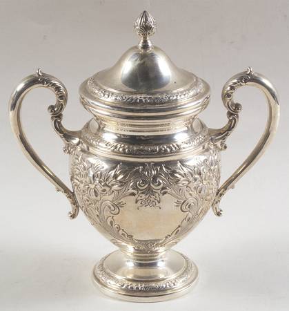 Lily-Floral (Sterling, Hollowware, Floral Border) Sugar Bowl & Lid