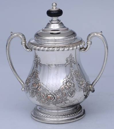 FDM3 (Silverplate, Hollowware) Sugar Bowl & Lid