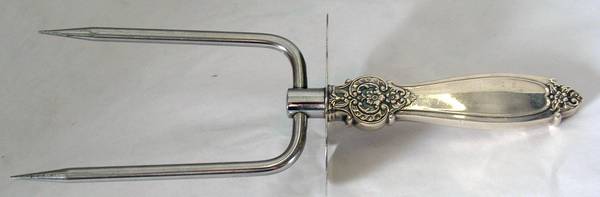 FWS23 (Sterling) Large Joint/Roast Holder Fork