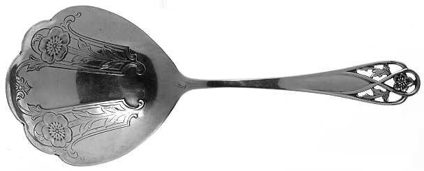 8222 (Sterling) Bon Bon Spoon Bright Cut