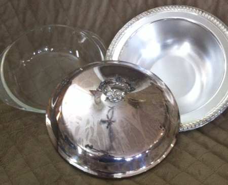 1058X (Silverplate, Hollowware) Plated Round Covered Casserole with Glass