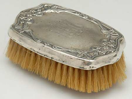 2978 (Sterling, Hollowware) Clothes Brush