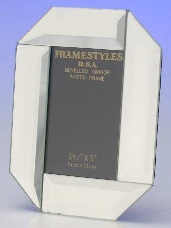 Picture Frames (Hollowware, Other) Frame Holds 3 1/2" X 5"