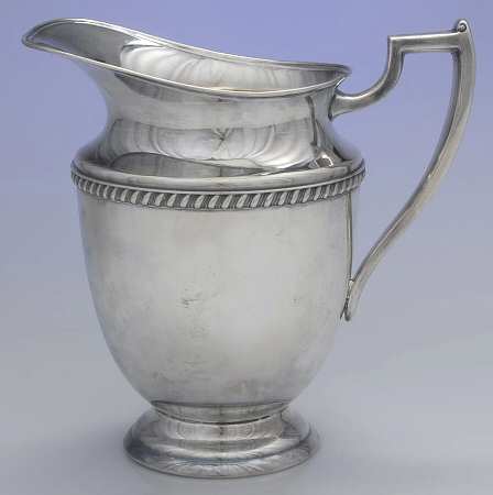 1400 (Silverplate, Hollowware) 72 Oz Pitcher