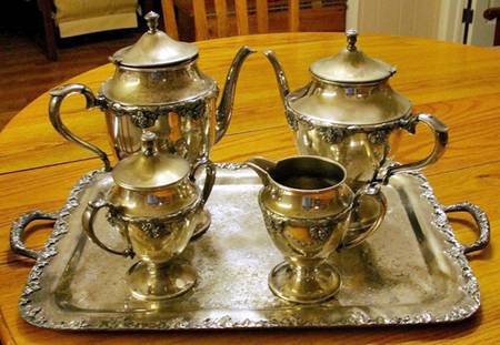 Silverplate Hollowware 5-Piece Silverplate Tea Set (with Tray)