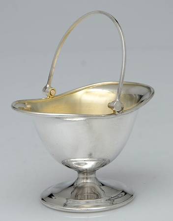 647 (Silverplate, Hollowware) Handled Open Sugar Basket