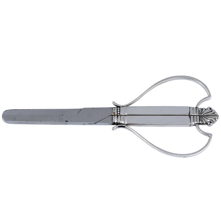Acanthus (Sterling, 1917) Grape Shears with Hollow Handle