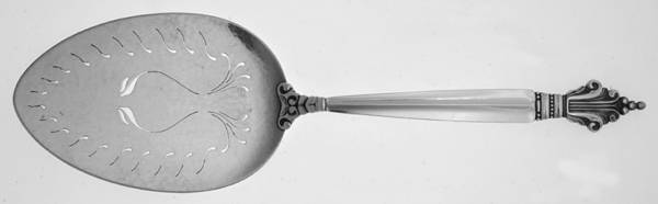 Acanthus (Sterling, 1917) Solid Pierced Fish Serving Spoon