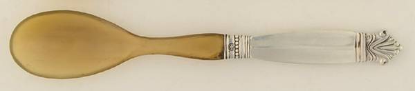 Acanthus (Sterling, 1917) Relish Spoon with Horn Bowl
