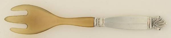 Acanthus (Sterling, 1917) Relish Fork with Horn Tines