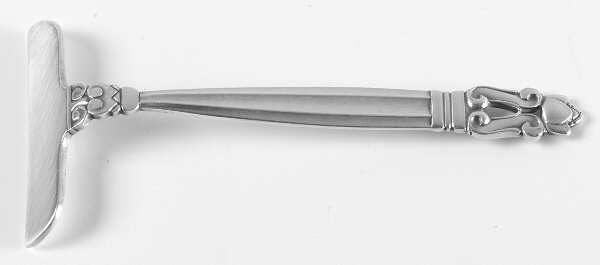 Acorn (Sterling, 1915) Large Solid Food Pusher