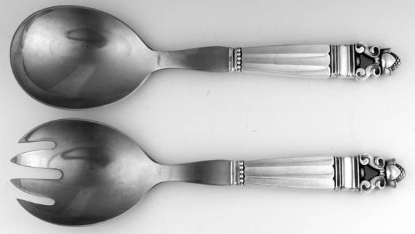 Acorn (Sterling, 1915) (2 Pc) Vegetable Serving Set w/Stainless Bowls