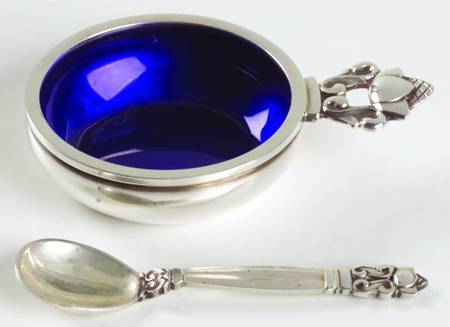 Acorn (Sterling, 1915) Individual Enameled Salt Cellar & Spoon Set