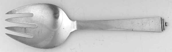 Pyramid (Sterling, 1927) Vegetable Serving Fork (Solid)