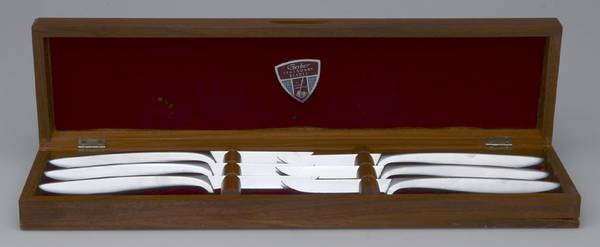 Presentation (Stainless) (Set of 6) Individual Steak Knives & Case