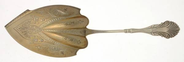 Corinthian (Sterling, 1870) Large Solid Bright Cut Pie Knife