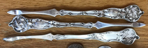 Fiorito (Sterling, 1902) Solid Nut Pick
