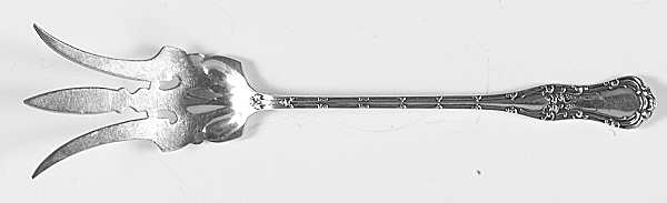 Gothic (Sterling, 1890) Large Lettuce Serving Fork