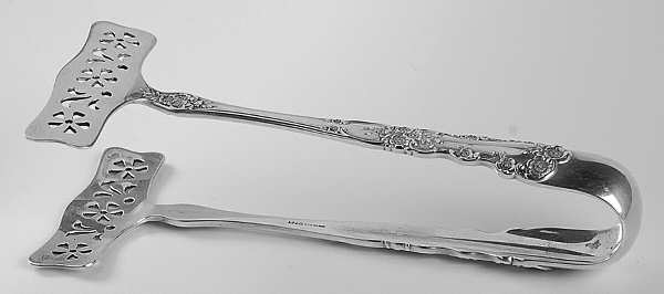 Buttercup (Sterling, Lion-Anchor-G, 1899, No Monos) Small Solid Sandwich Tongs