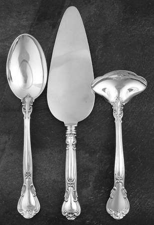 Chantilly (Sterling, 1895, Lion-Anchor-G, No Mono) 3 Piece Completer Set
