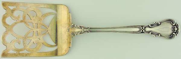 Chantilly (Sterling, 1895, Lion-Anchor-G, No Mono) Pierced Salad Server