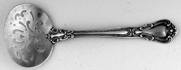 Chantilly (Sterling, 1895, Lion-Anchor-G, No Mono) Relish Spoon