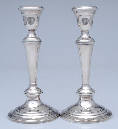Colonial (Silverplate, Hollowware) Pair of 9" Weighted Candlesticks