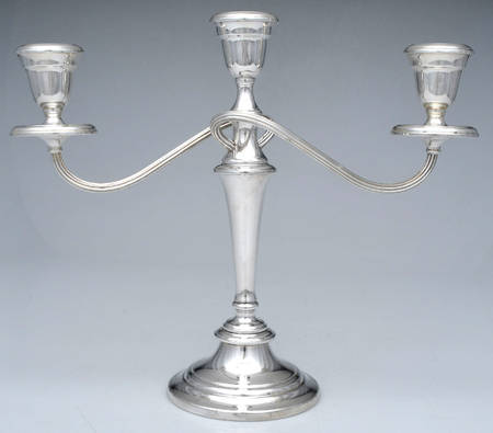 Colonial (Silverplate, Hollowware) 10" 3 Light Candleabra
