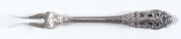 Crown Baroque (Sterling, 1975) Short Handle Pickle/Olive Fork