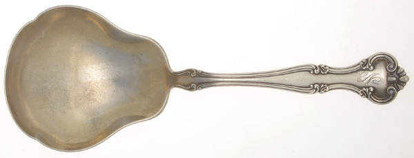 Cromwell (Sterling, 1900, No Monos) Solid Smooth Berry/Casserole Spoon