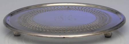 Fluted (Plated, Hollowware, Heritage) Trivet